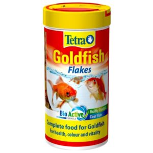Tetra Goldfish is a nutritionally balanced premium flake food for all goldfish. Tetra Goldfish's supreme quality guarantees the best for your goldfish. With Clean and Clear Water Formula plus patented Active Formula to support a long and healthy life. Carefully selected mix of highly nutritious ingredients with vitamins, minerals and trace elements for complete nutrition.